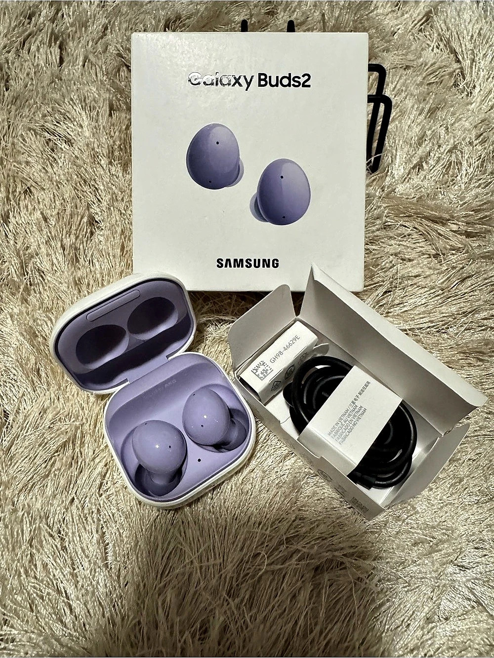 Samsung Galaxy Buds2 Wireless Earbuds Purple